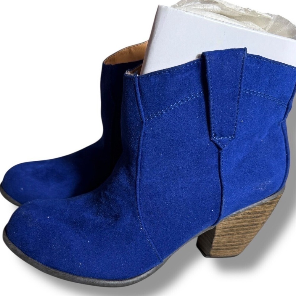 Qupid Western Cowboy Ankle Booties Stacked Heel Blue Faux Suede Size 6.5 - Picture 5 of 8